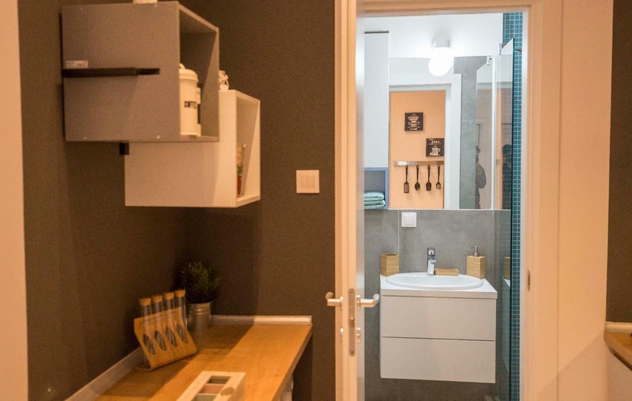 Ideal Apartment Bukarest Eksteriør billede